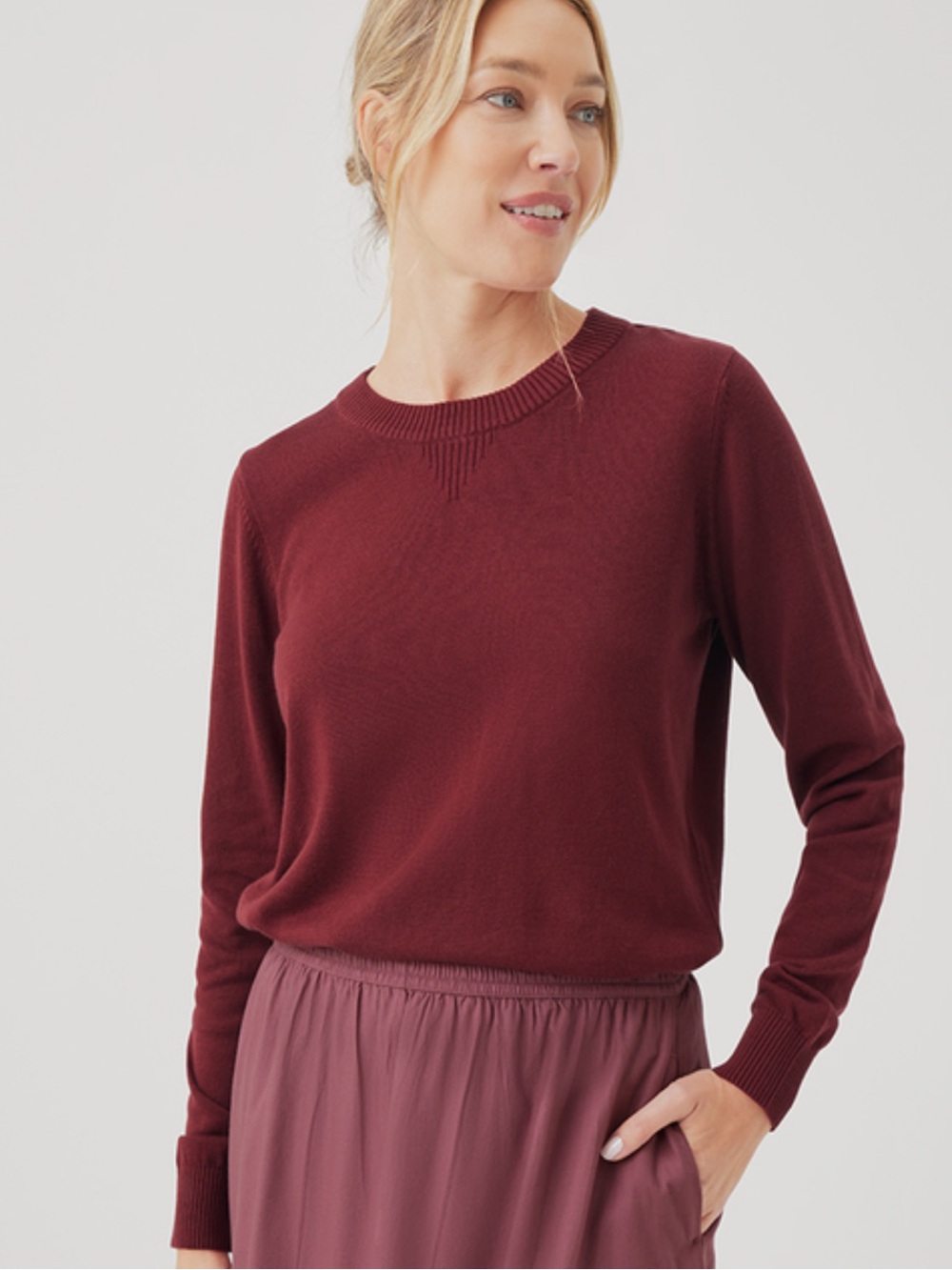 Pact Women's Pomegranate Classic Fine
Knit Crew Sweater XL